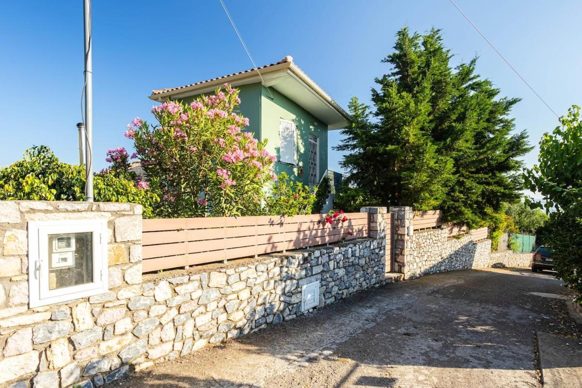 The Secret Garden At Villa Georgia Kalamata Exterior photo